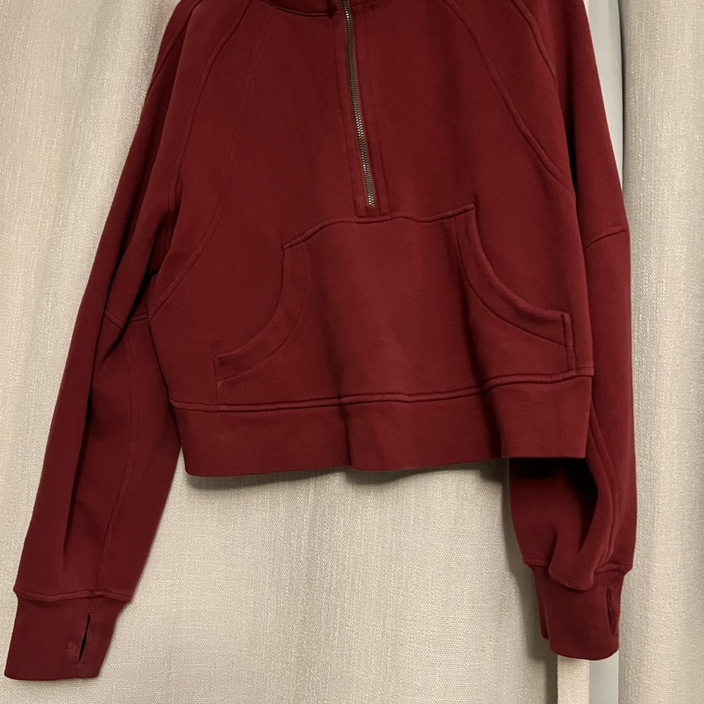 Lululemon Scuba Half Zip - M/L